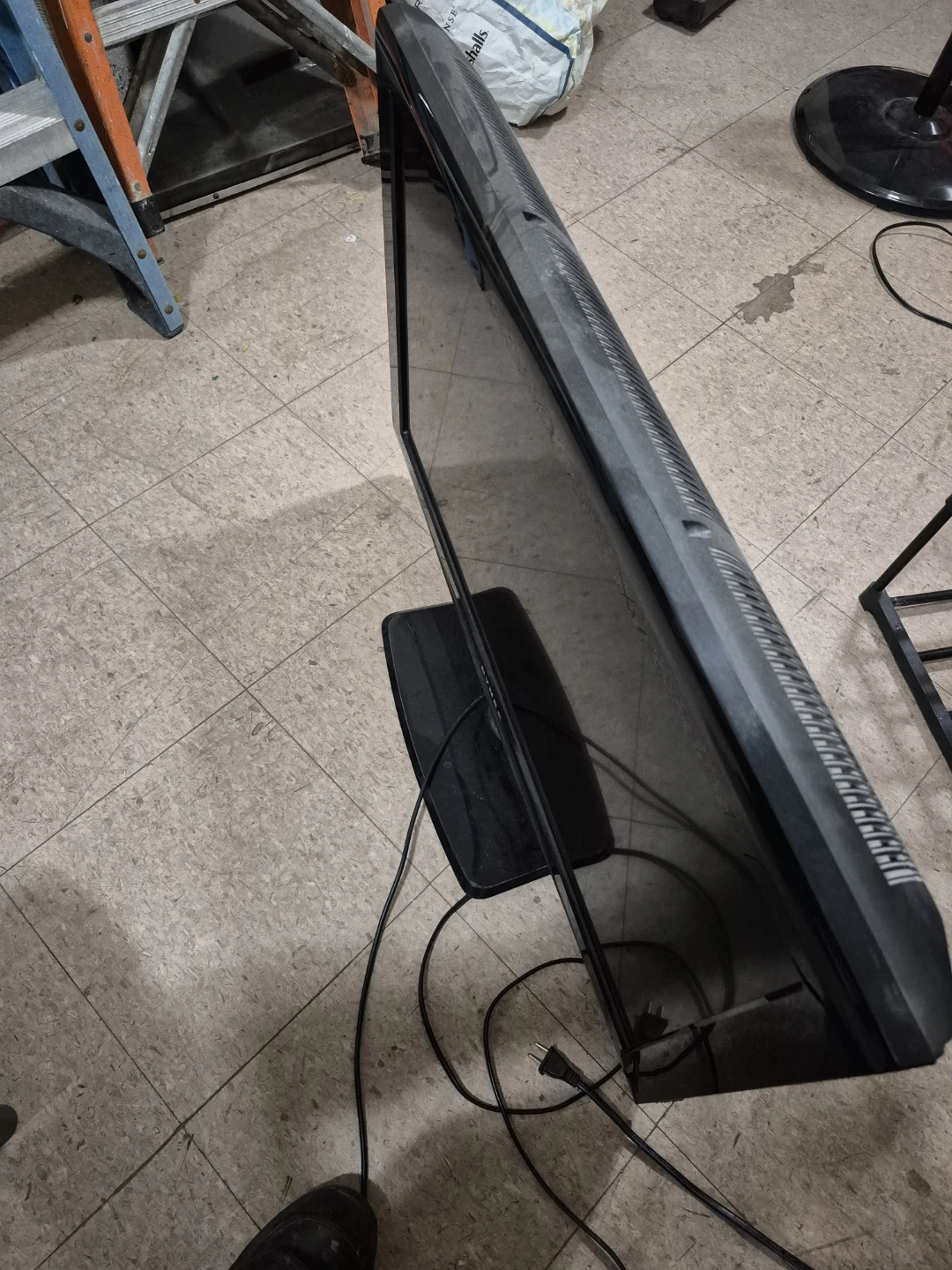Dynex TV - photo 4