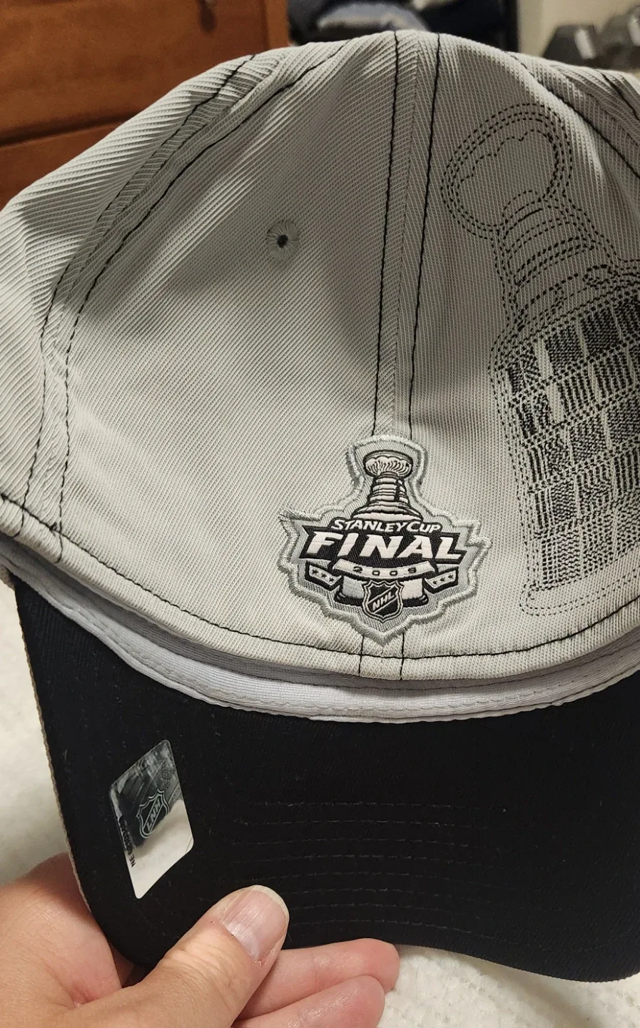 Reebok Pittsburgh Penguins Stanley Cup Champs Hat - One Size image indicator(4)