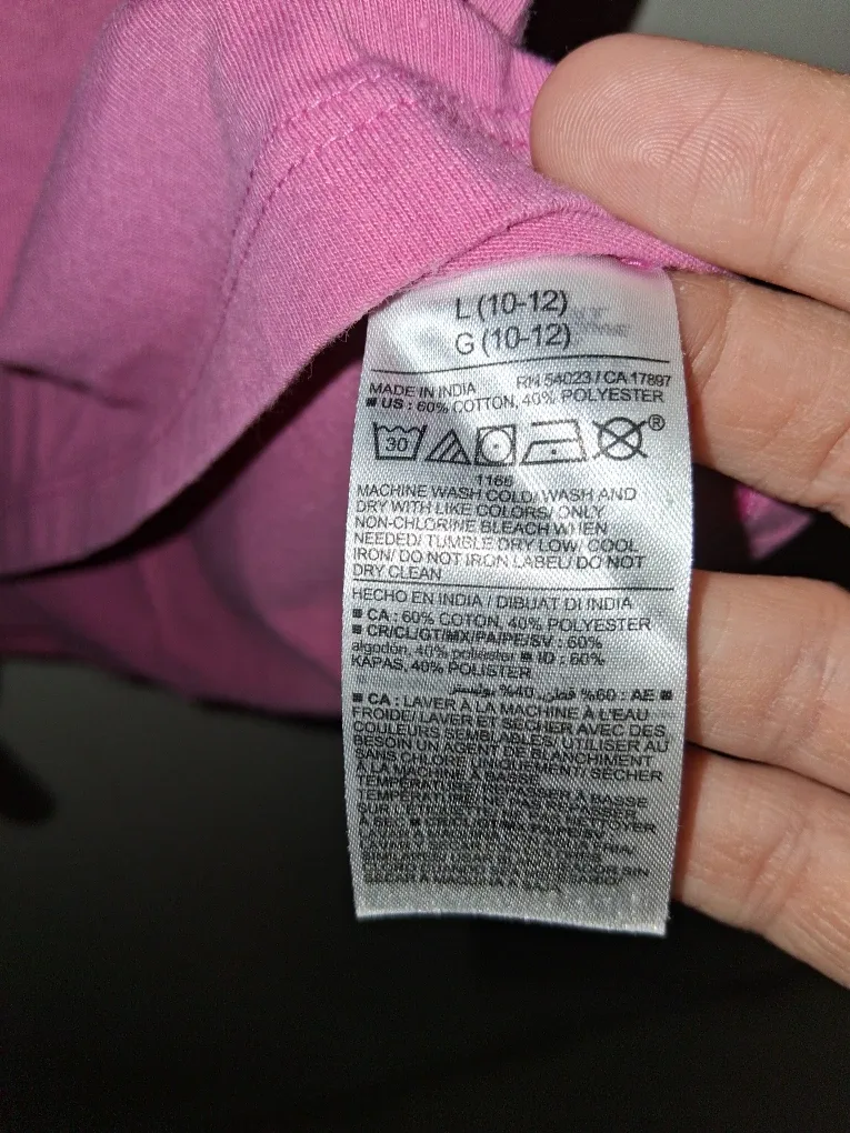 Old Navy Pink T-Shirt - Size L (10-12) image indicator(3)