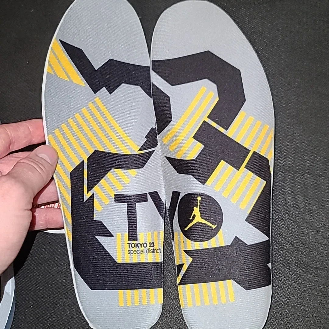 THE JORDAN 5 TOKYO 2025 image indicator(7)