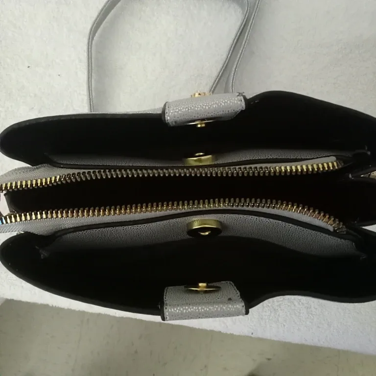 Silver Handbag with Chain Detail image indicator(5)