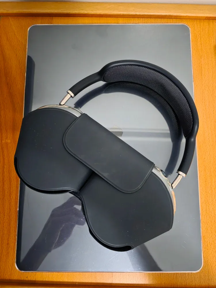 Macbook Air and Airpods Max