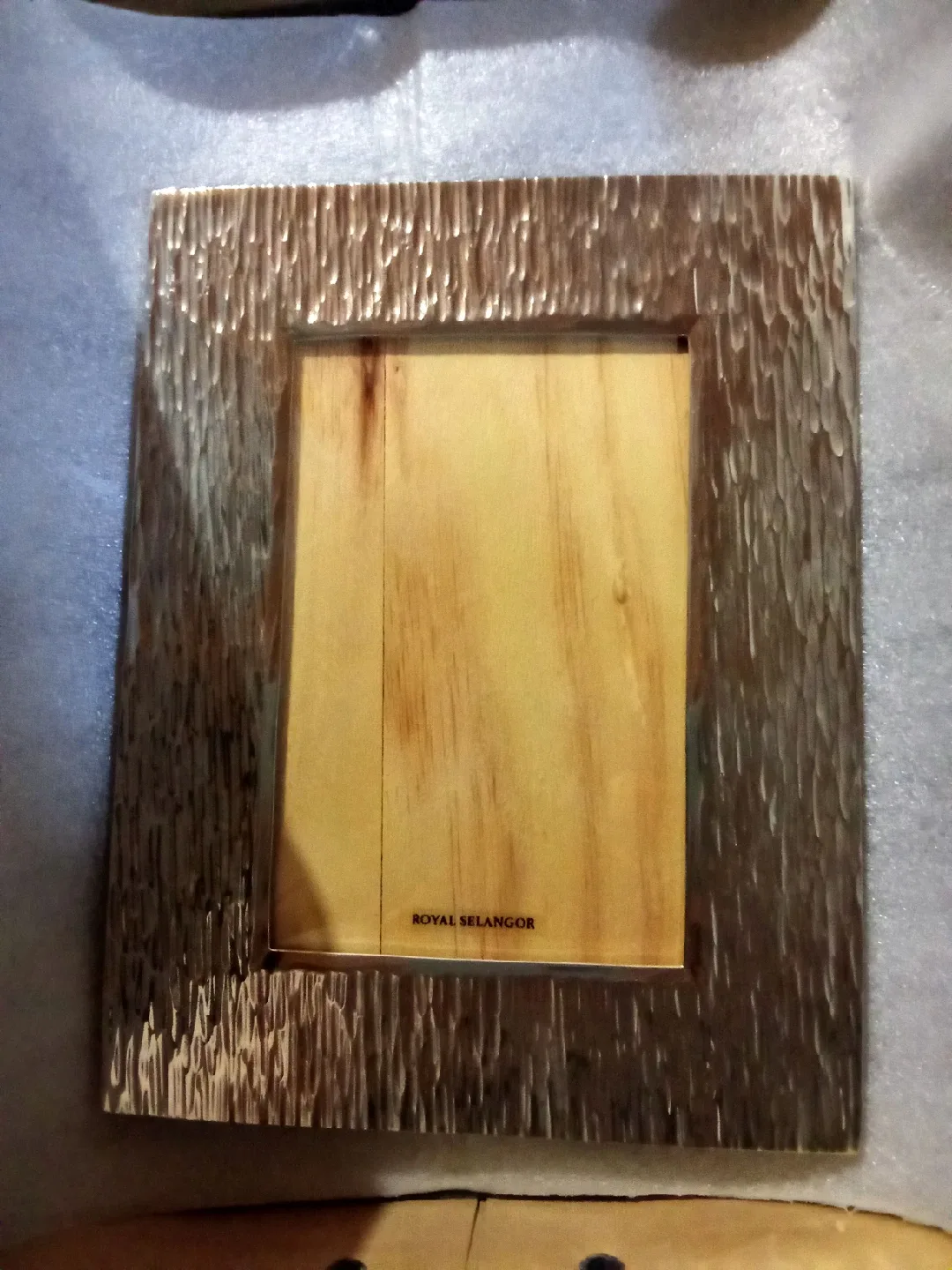 NEW Royal Selangor Pewter Picture Frame image indicator(2)