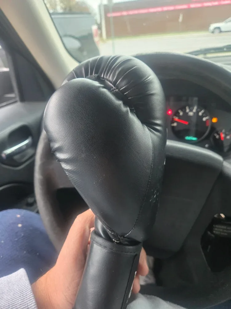 Riot Gear Black Boxing Glove image indicator(4)