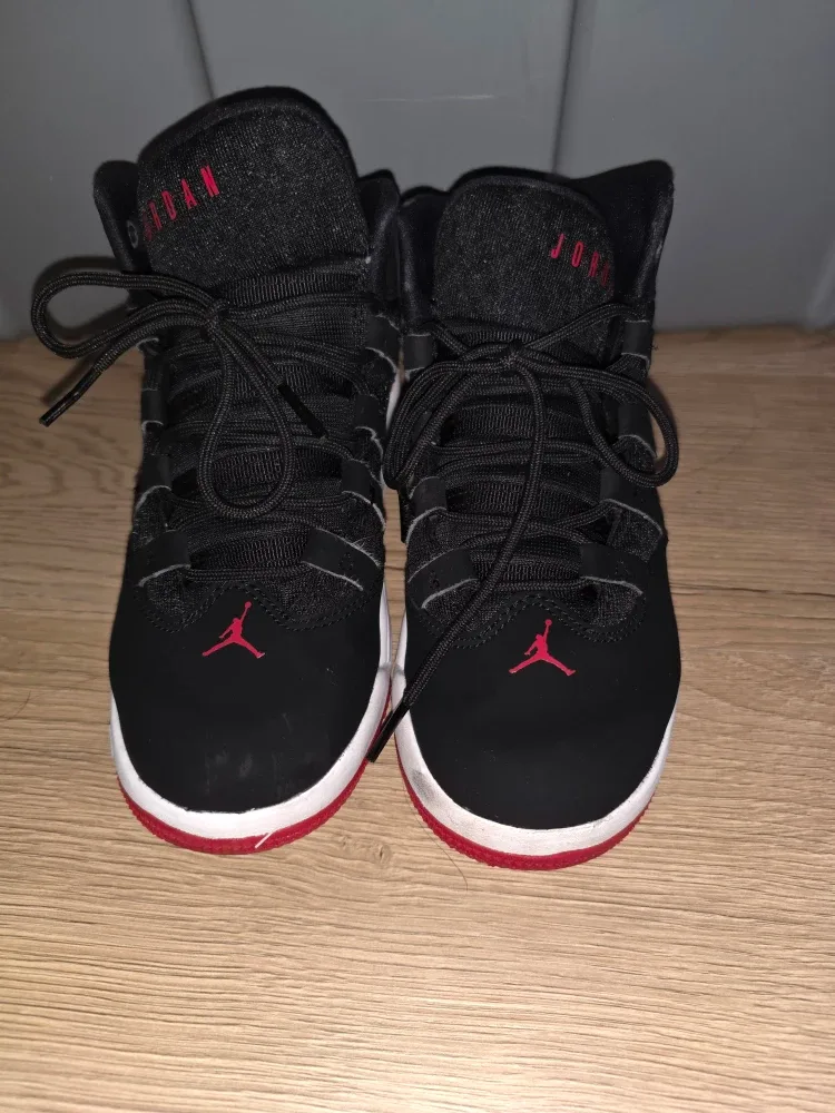 Jordan Max Aura  Sneakers Kids Size US 2Y image indicator(3)