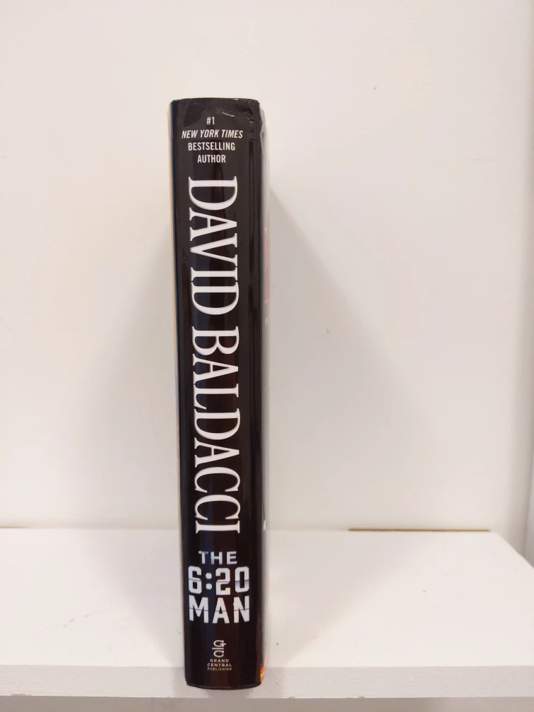 (Bestseller, hardcover) The 6:20 Man by David Baldacci - photo 3