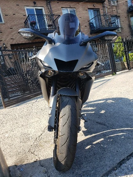 YAMAHA R6