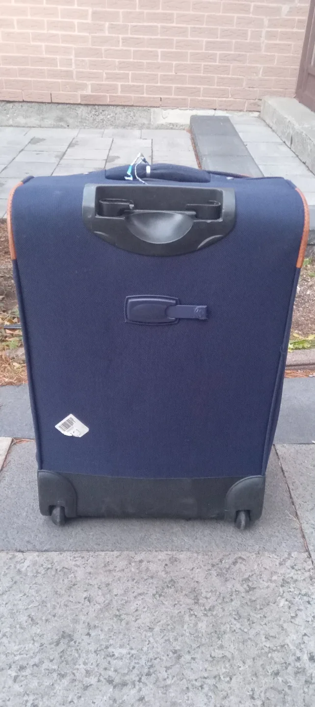 Heys Navy Blue Rolling Suitcase image indicator(2)