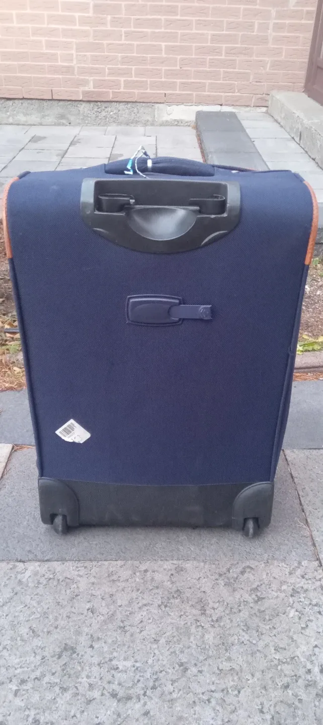 Heys Navy Blue Rolling Suitcase image indicator(4)