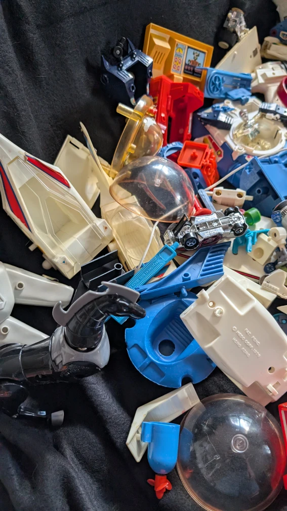 Vintage 80s Micronauts Toy Lot - Parts & Pieces - photo 2