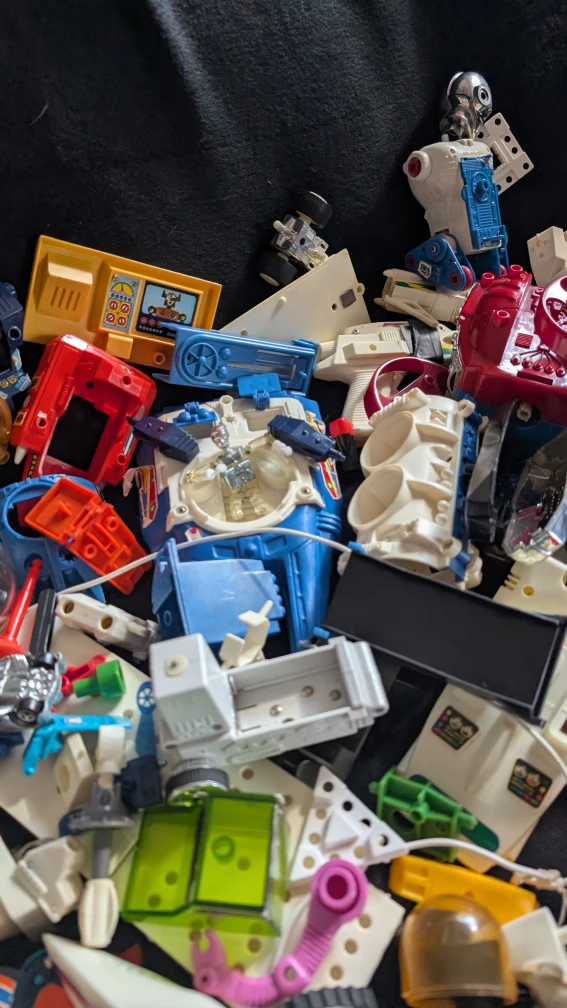 Vintage 80s Micronauts Toy Lot - Parts & Pieces - photo 3