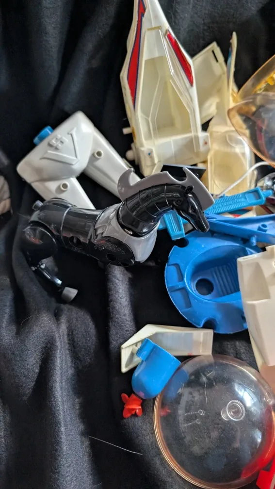 Vintage 80s Micronauts Toy Lot - Parts & Pieces image indicator(5)