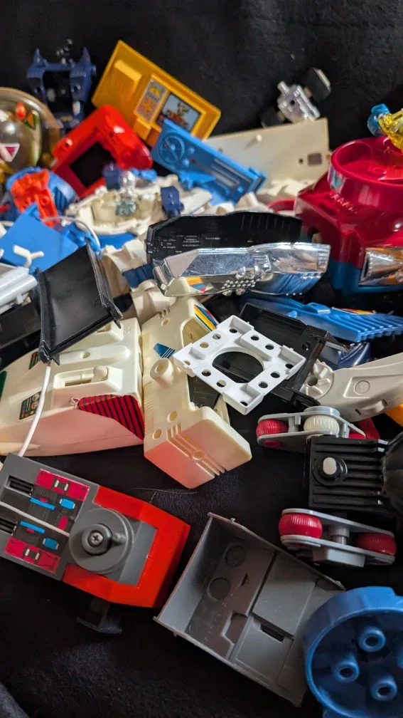 Vintage 80s Micronauts Toy Lot - Parts & Pieces image indicator(6)