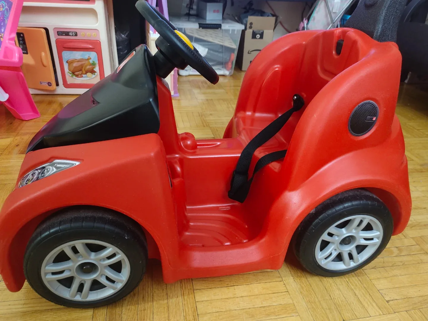 Hardly Used Step2 Red Whisper Ride Touring Wagon image indicator(5)