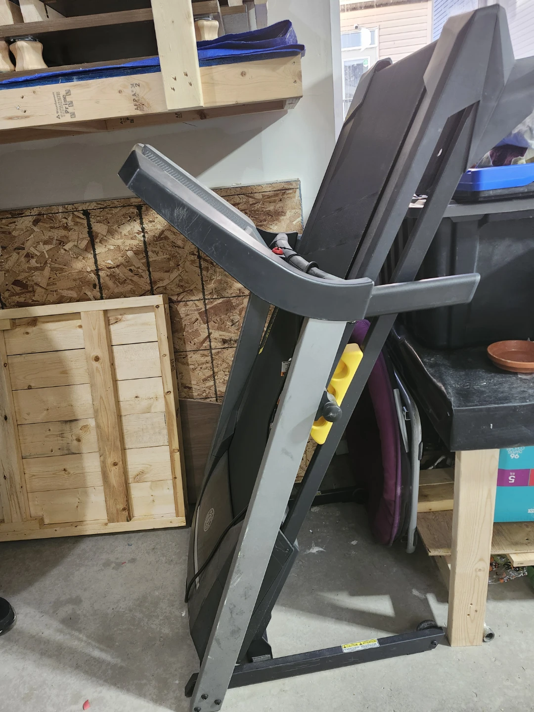 Gold's Gym Air Stride Plus Treadmill - photo 4