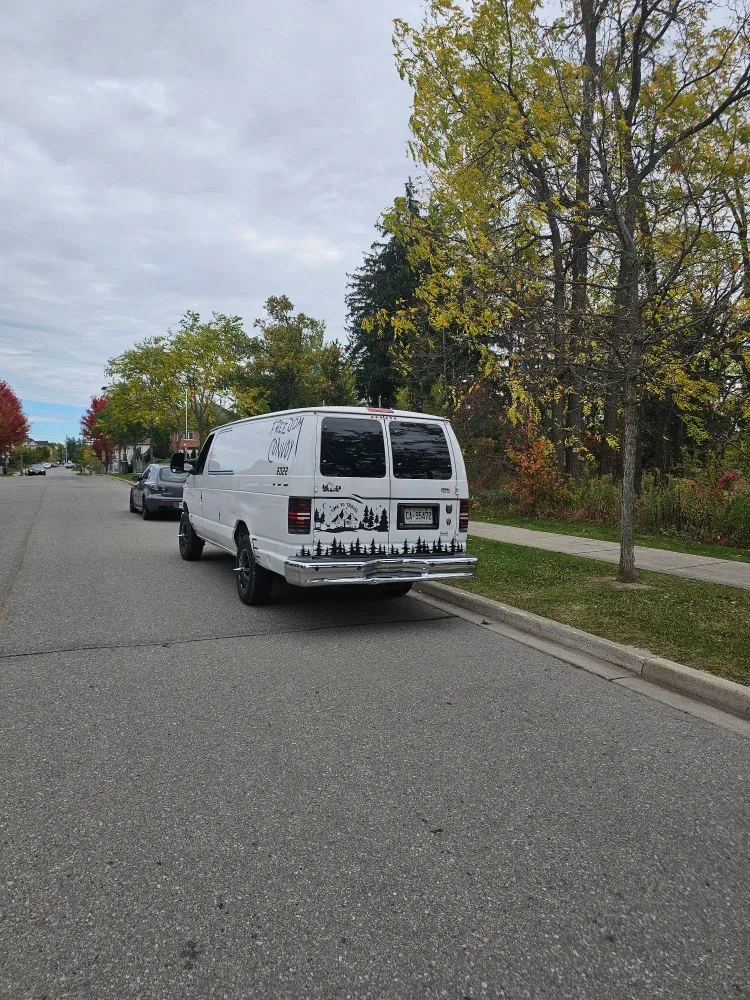 Ford E-250 CargoVan 2013 image indicator(3)