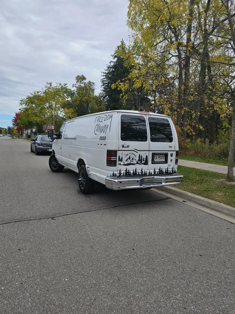 Ford E-250 CargoVan 2013 image indicator(6)