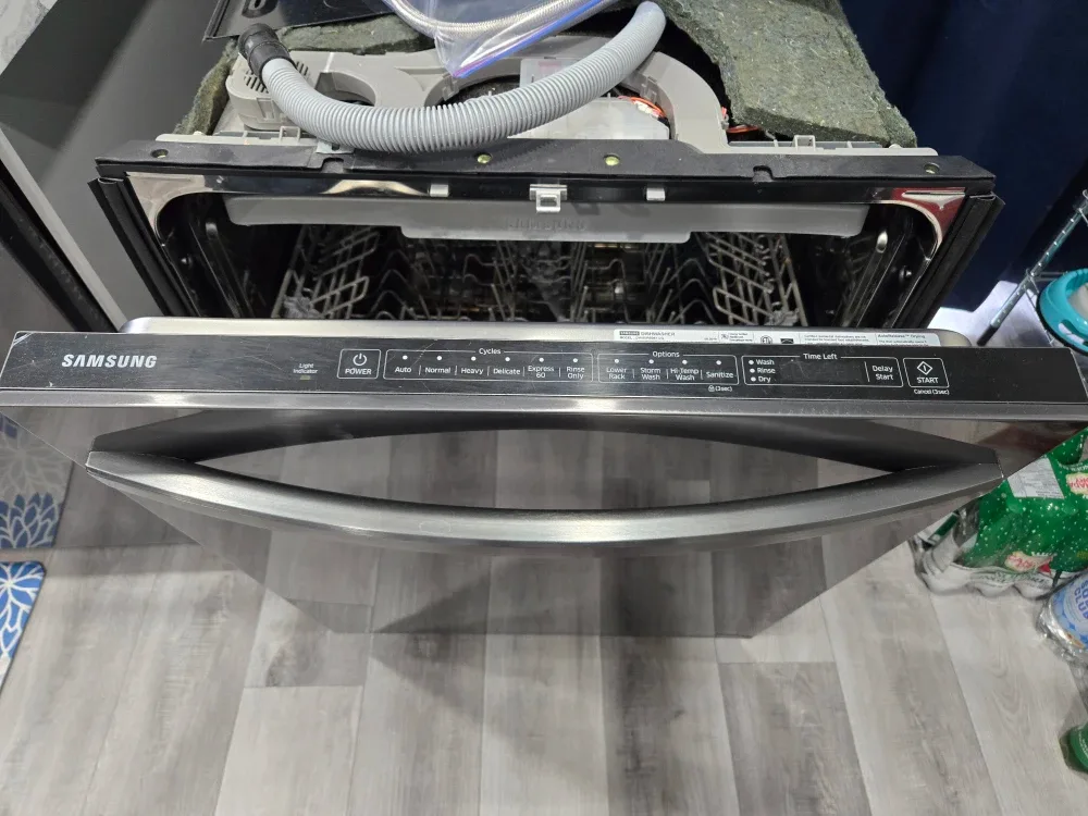 Samsung Dishwasher - Stainless Steel image indicator(5)