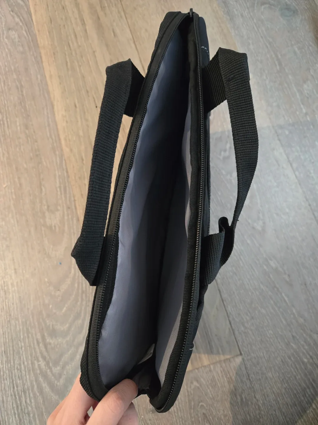 Targus Black Laptop Bag image indicator(2)