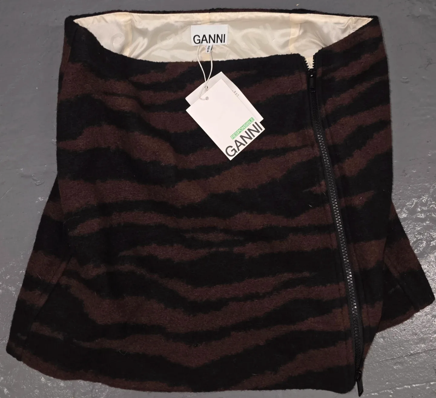 Ganni Brown Zebra Print Mini Skirt image indicator(2)