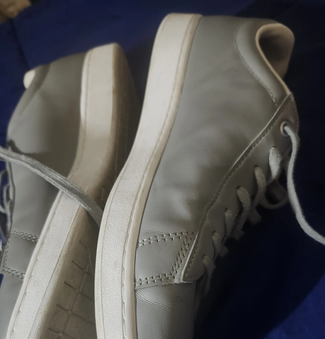 Lacoste Grey Leather Sneakers - Size 9.5 🥕