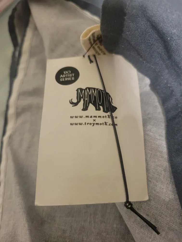 New Urban outfitters Mountain Landscape Tapestry 48 x 72 in image indicator(6)