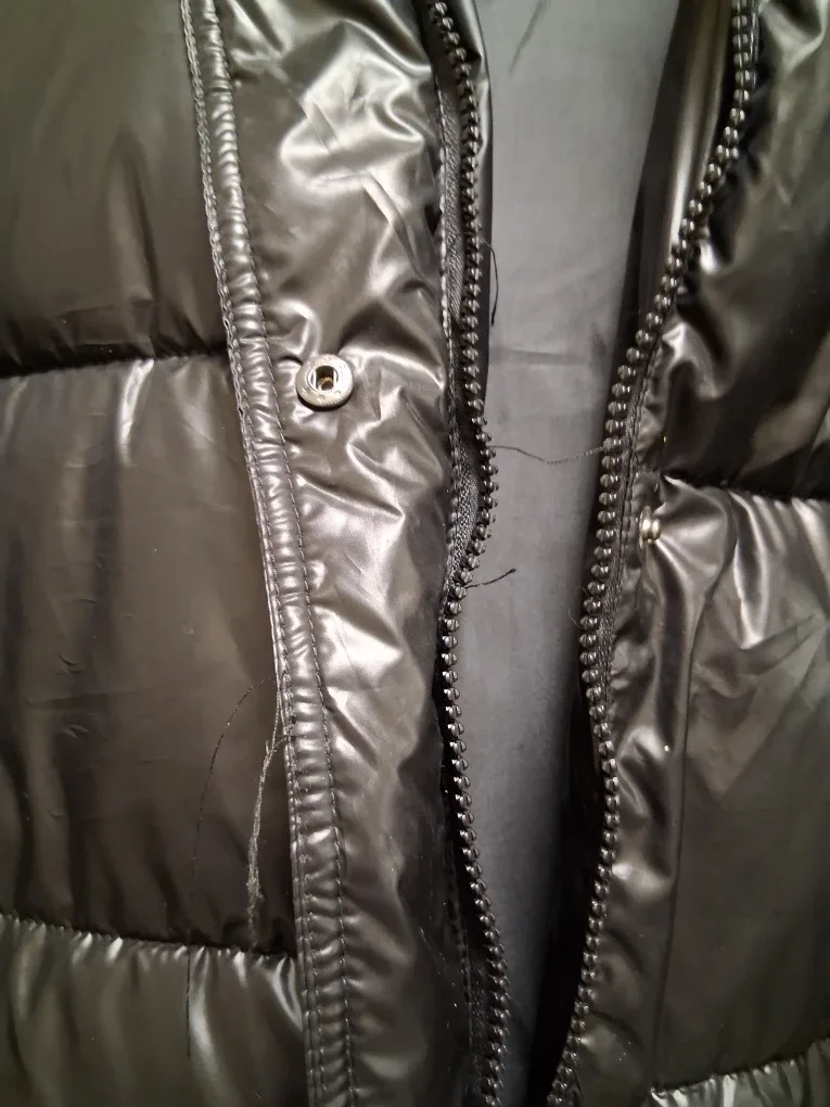 Long Black Puffer Coat image indicator(3)
