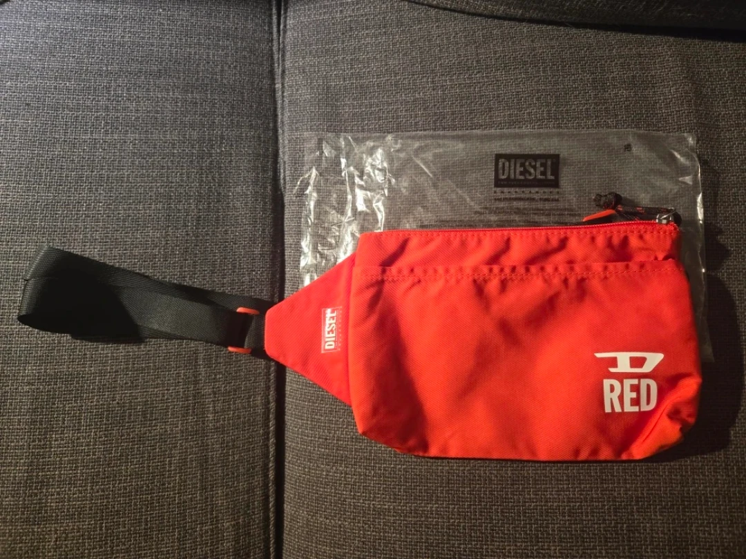 Diesel Red Sling Bag - New - photo 2