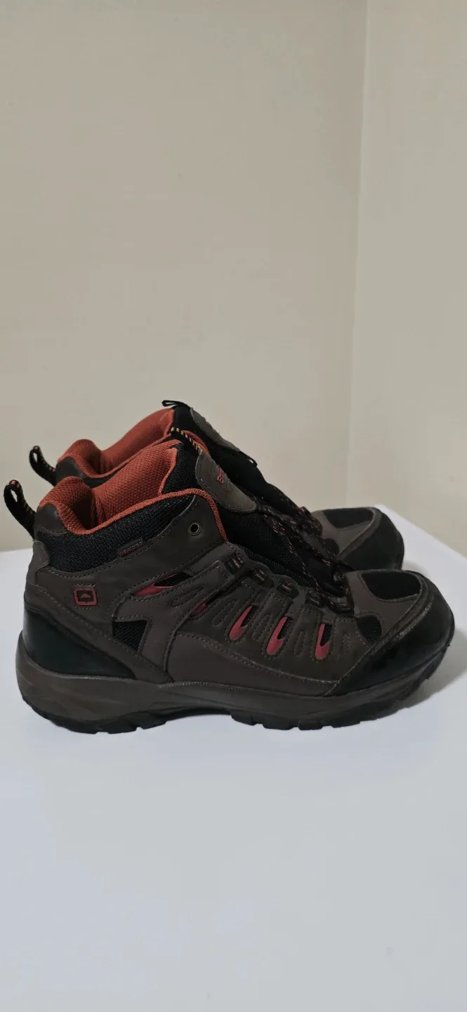 Outbound Men's Hiking Boots - Size 9M