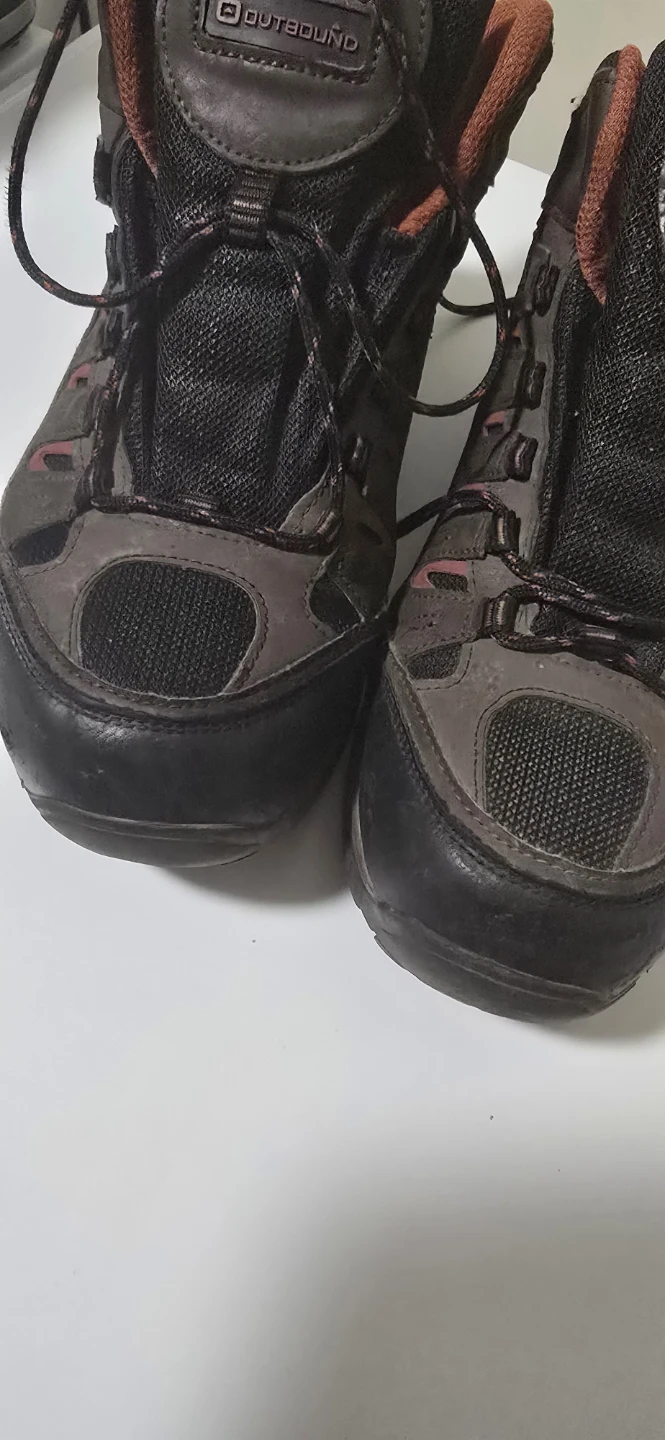 Outbound Men's Hiking Boots - Size 9M - photo 4