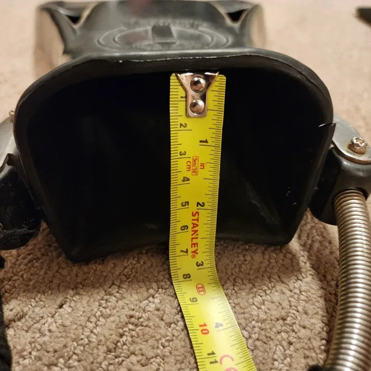 Aqualung Rocket Fins with spring straps image indicator(4)