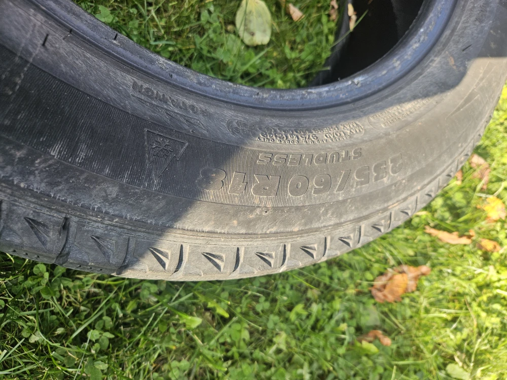 Michelin Radial X 4 Winter Tires 235/60R18 - photo 4