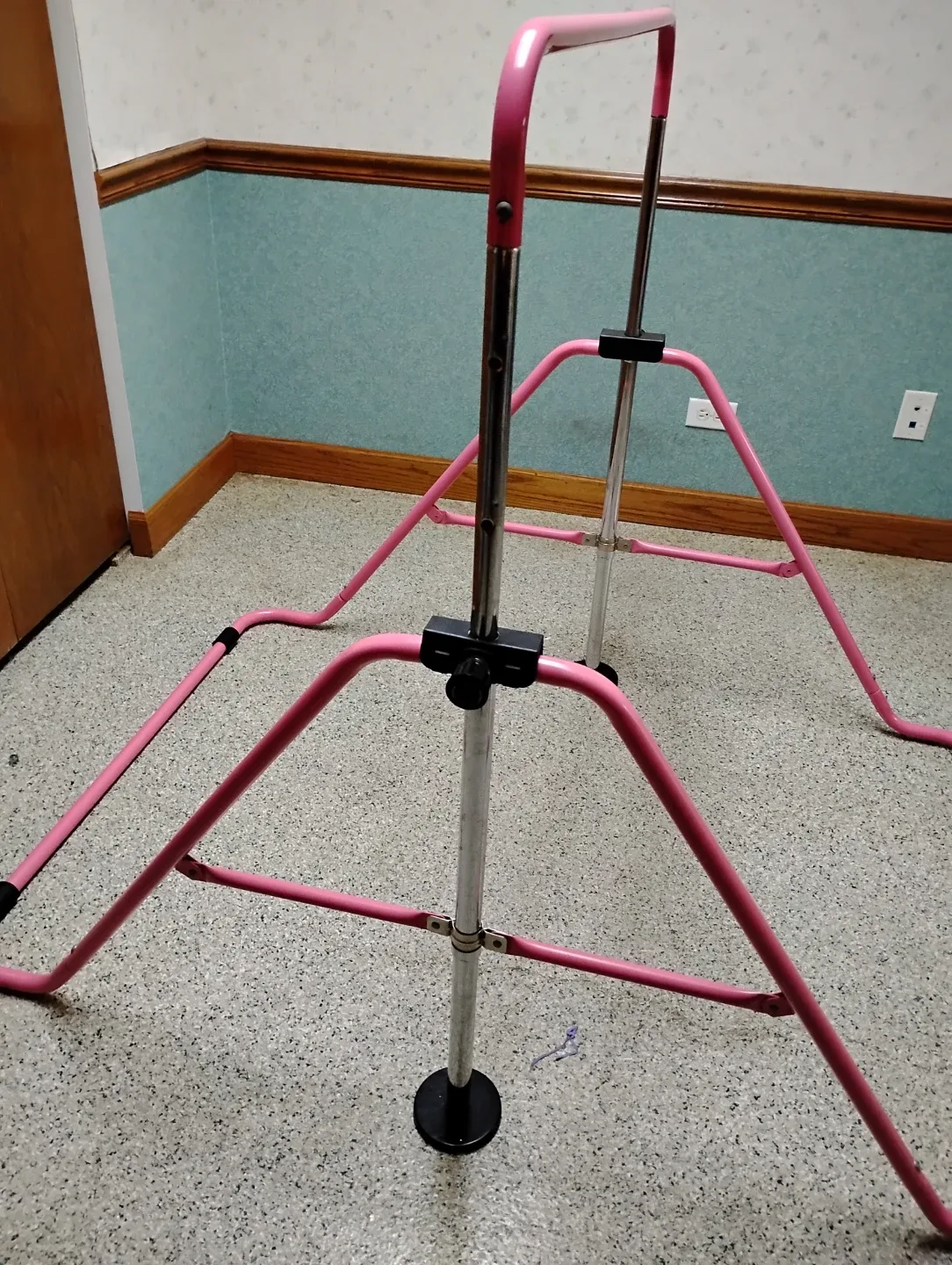 Pink Gymnastics Bar image indicator(3)