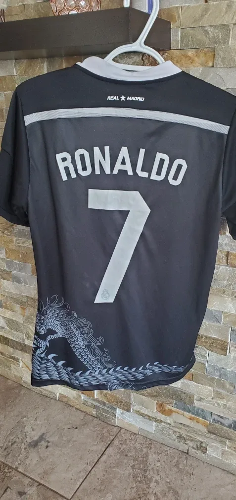 Real Madrid Ronaldo #7 Jersey - Adidas image indicator(2)