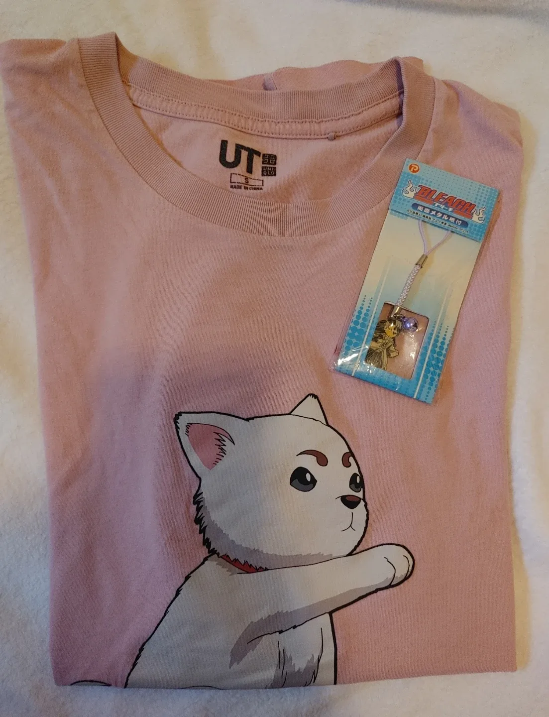 Bleach Cell Phone Strap + Pink Dog T-Shirt thumbnail