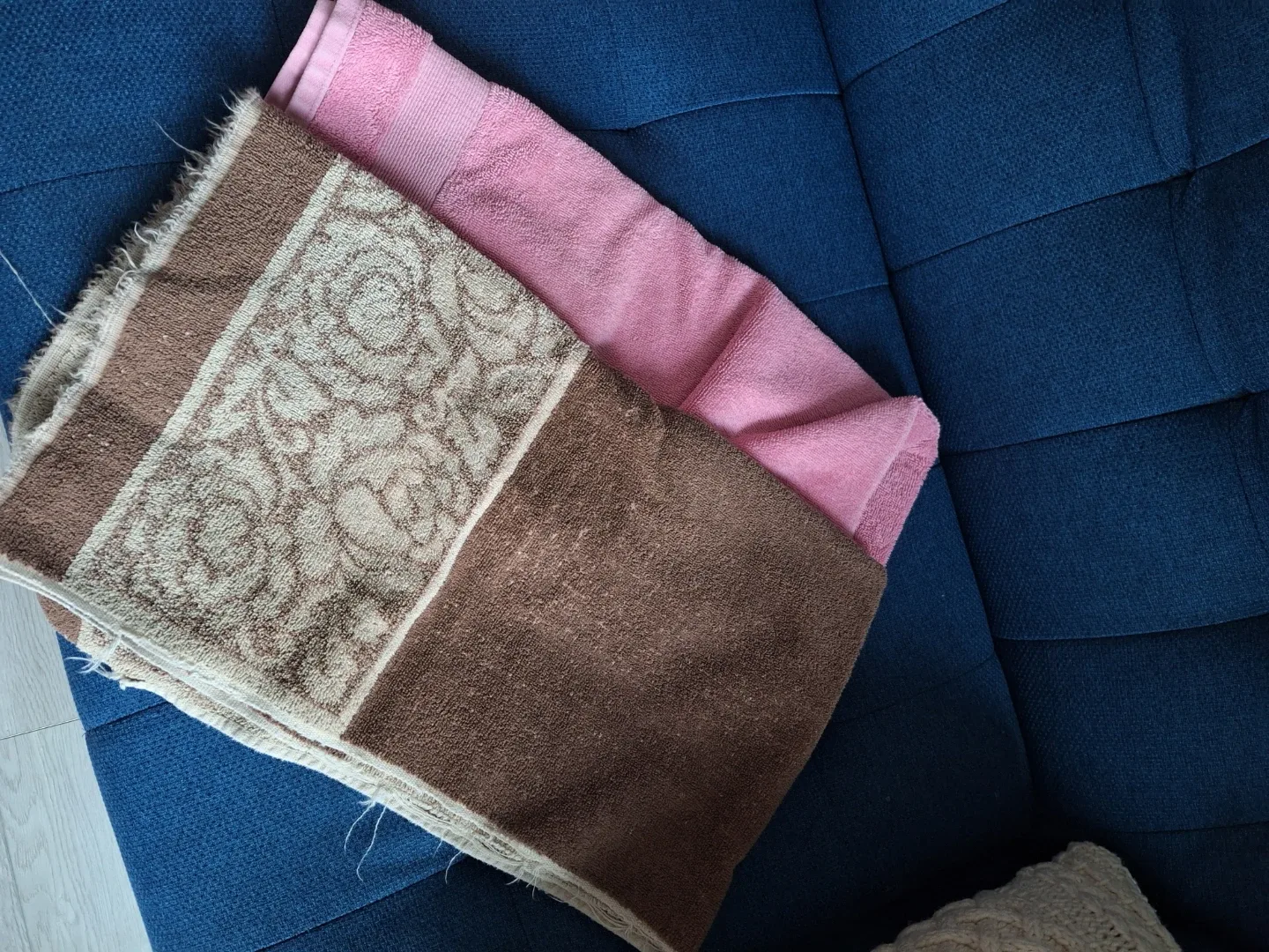 Pink & Brown Bath Towels - Set of 2 image indicator(2)