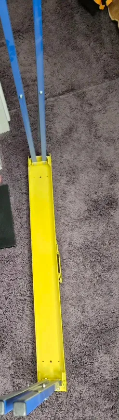 Ironmax metal foldable sawhorse image indicator(2)