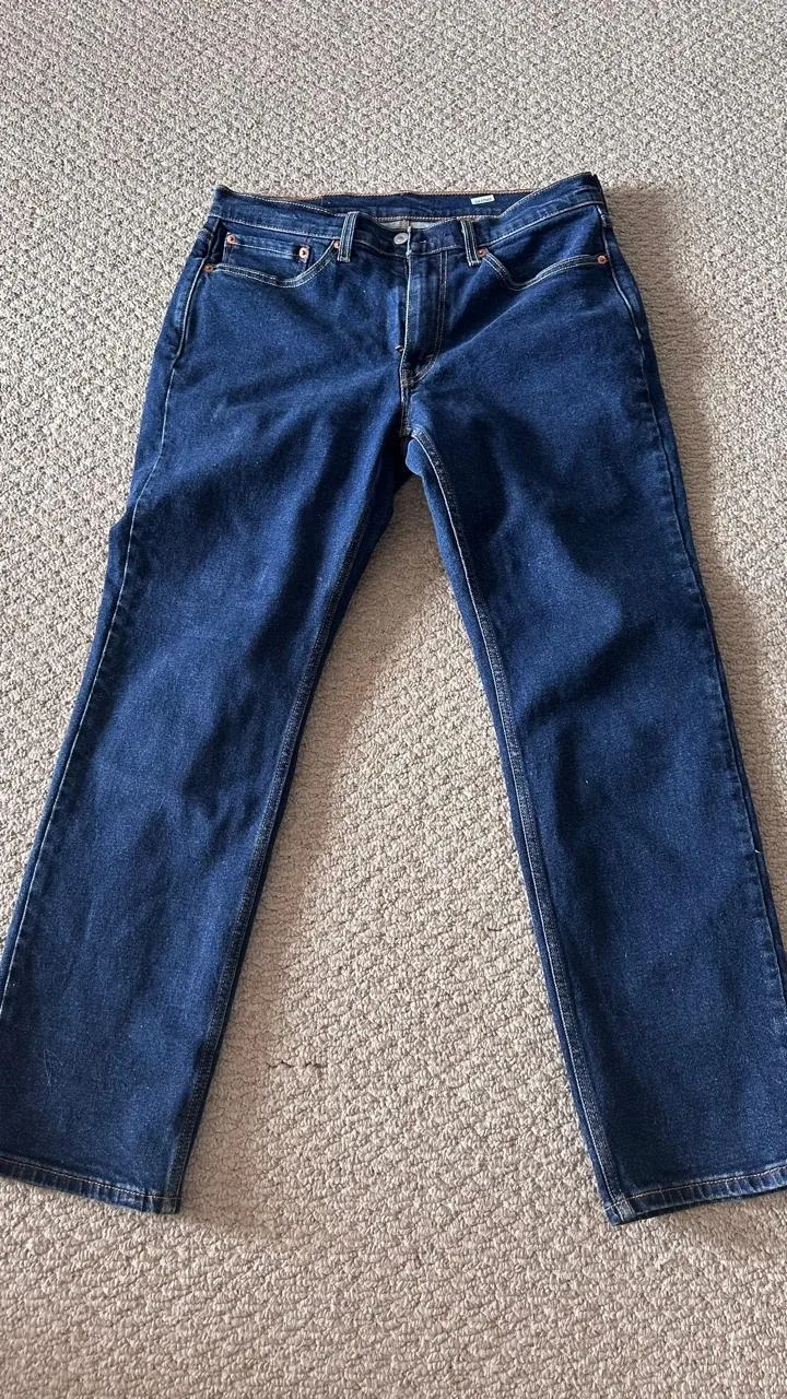 Selling a pair of M&L size pants - 4 items image indicator(4)
