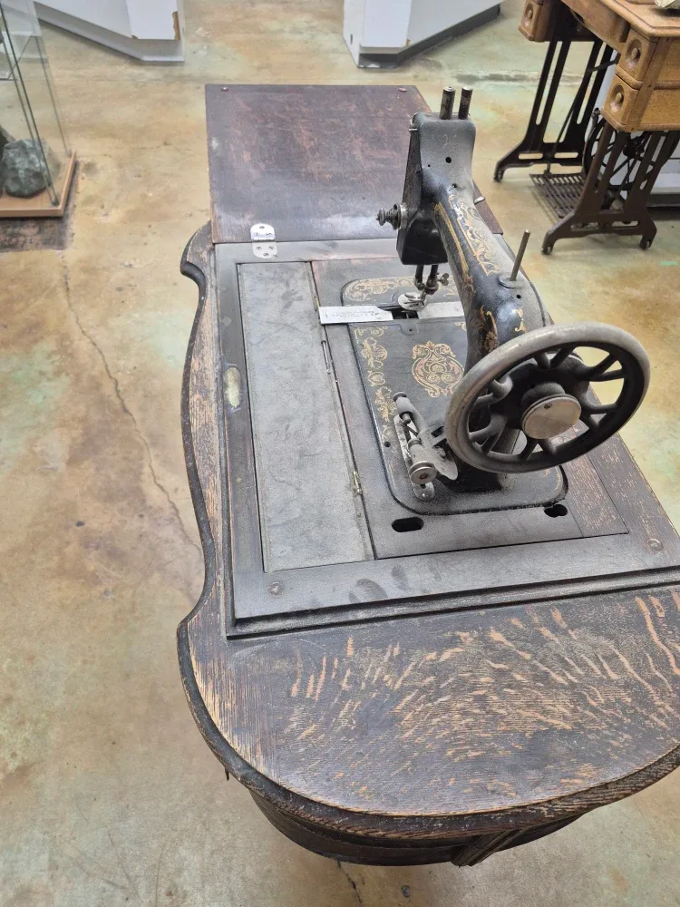 Antique Sewing Machine Table image indicator(7)