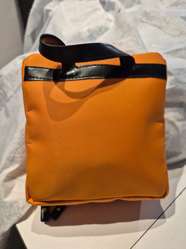 Kenneth  Cole Reaction Shoe Shine Kit - Orange image indicator(2)