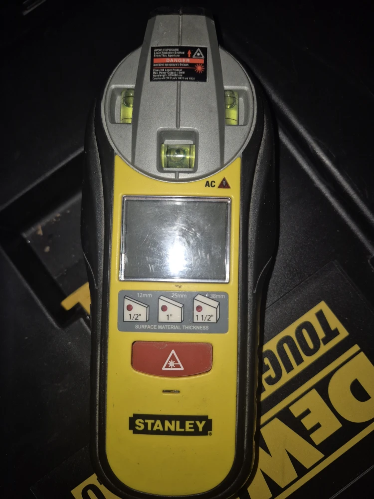 Stanley IntelliLaser Pro Stud Finder