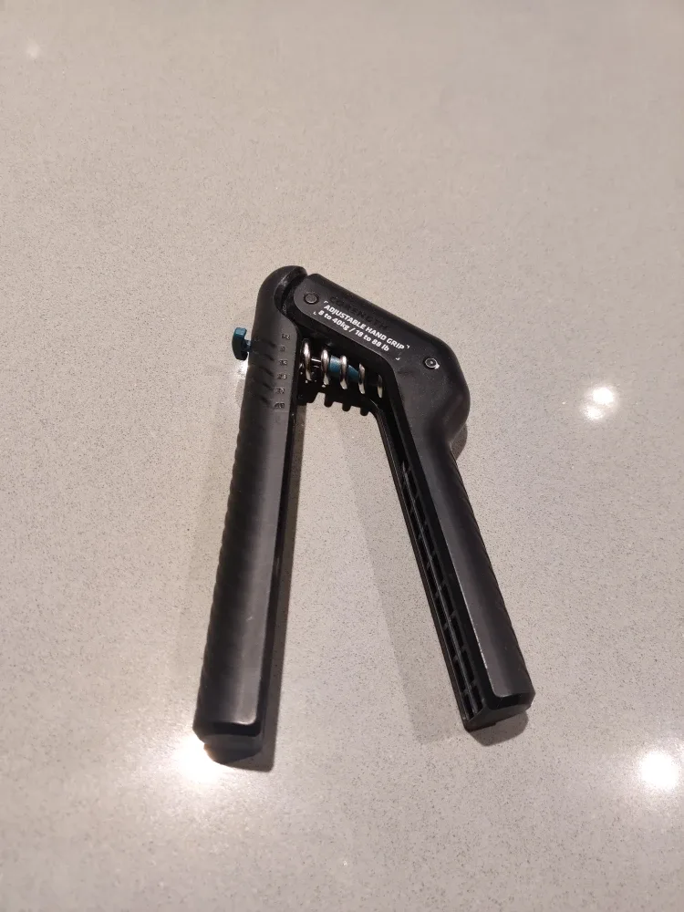 Adjustable Hand Grip