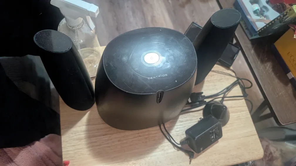 Centrios 2.1 Desktop Speaker System with VGA & AUX IN