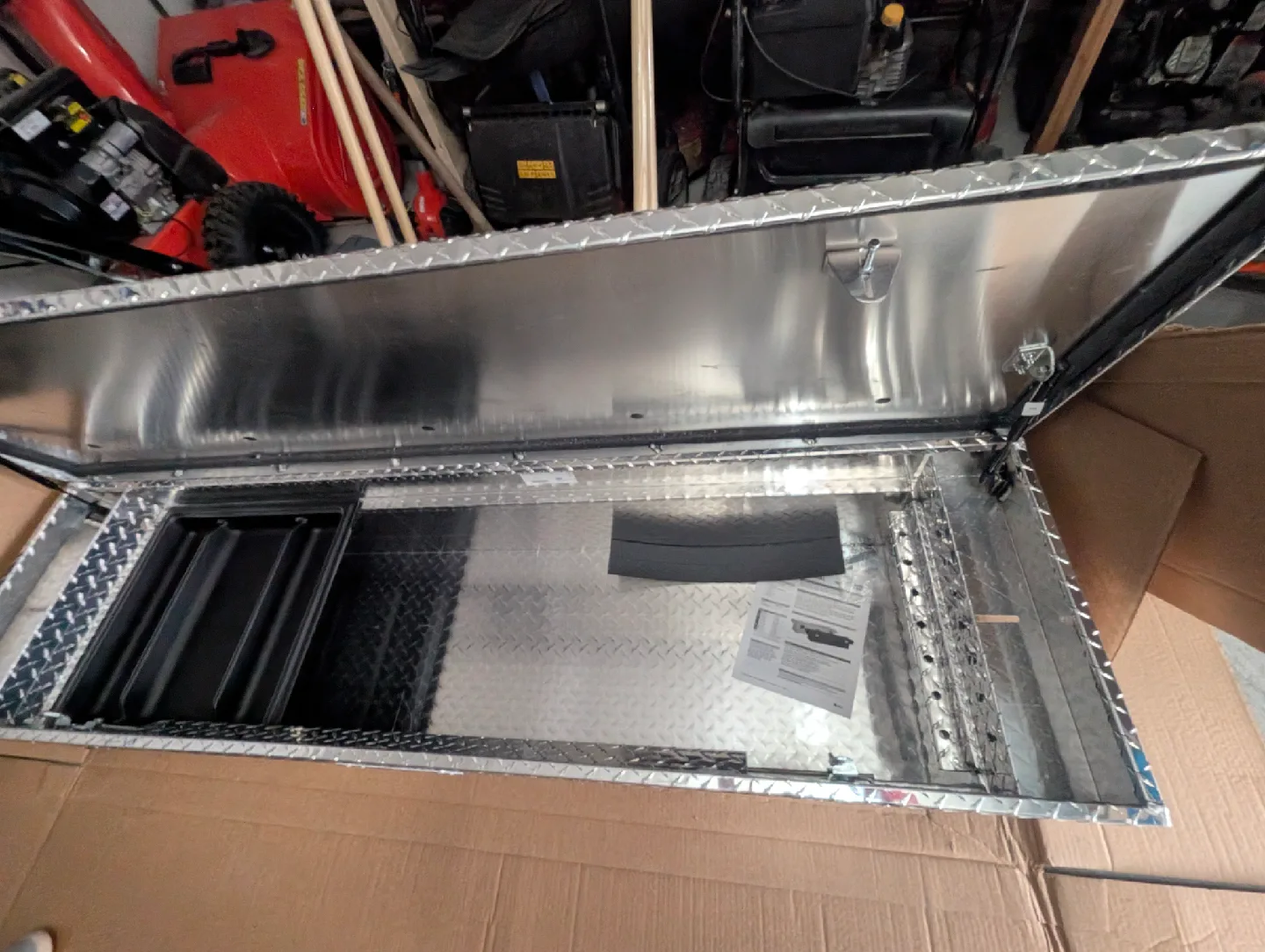 UWS Truck Bed Toolbox - Aluminum
