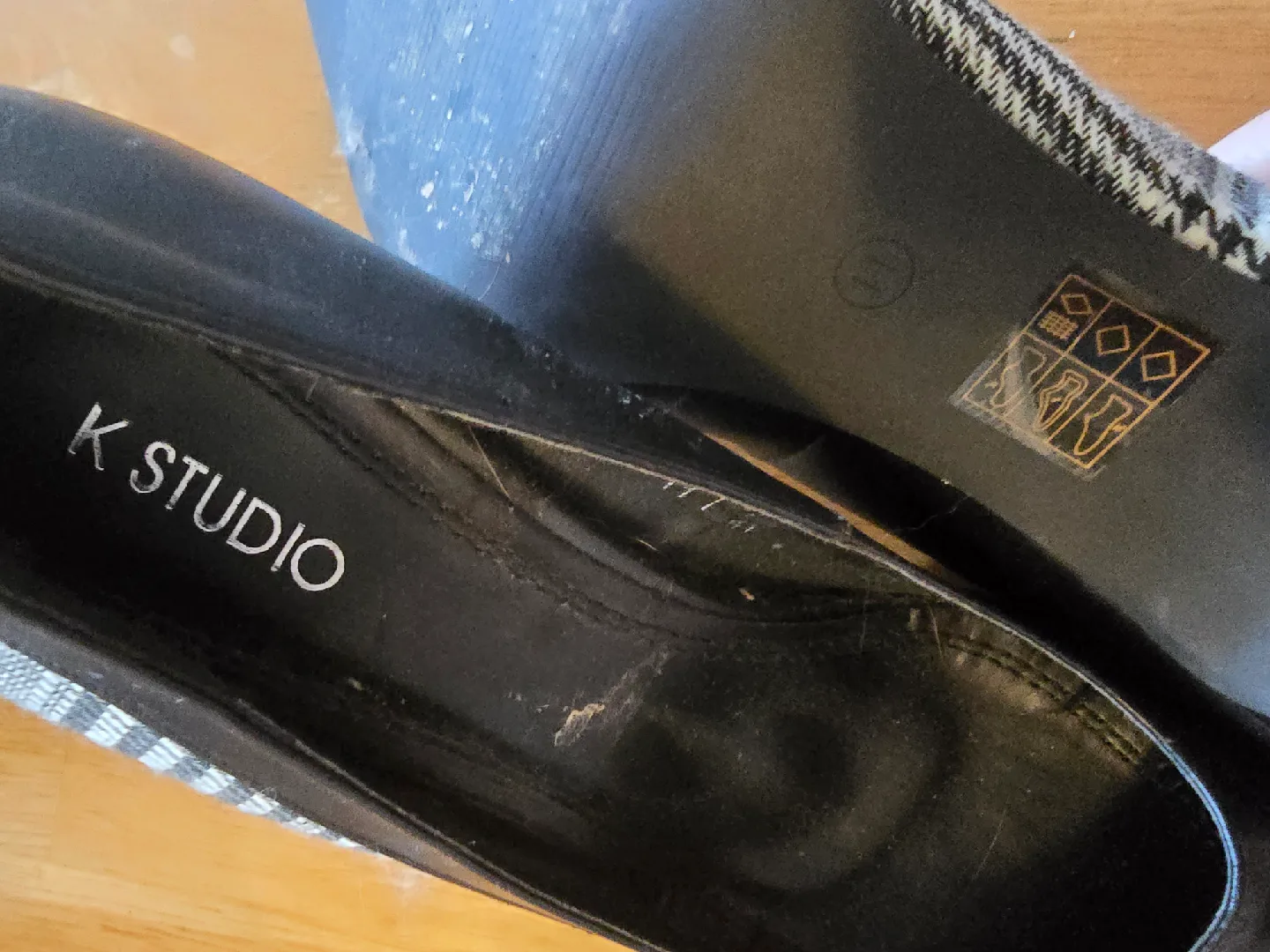 K Studio Black & White Houndstooth Flats - Size 11 image indicator(2)