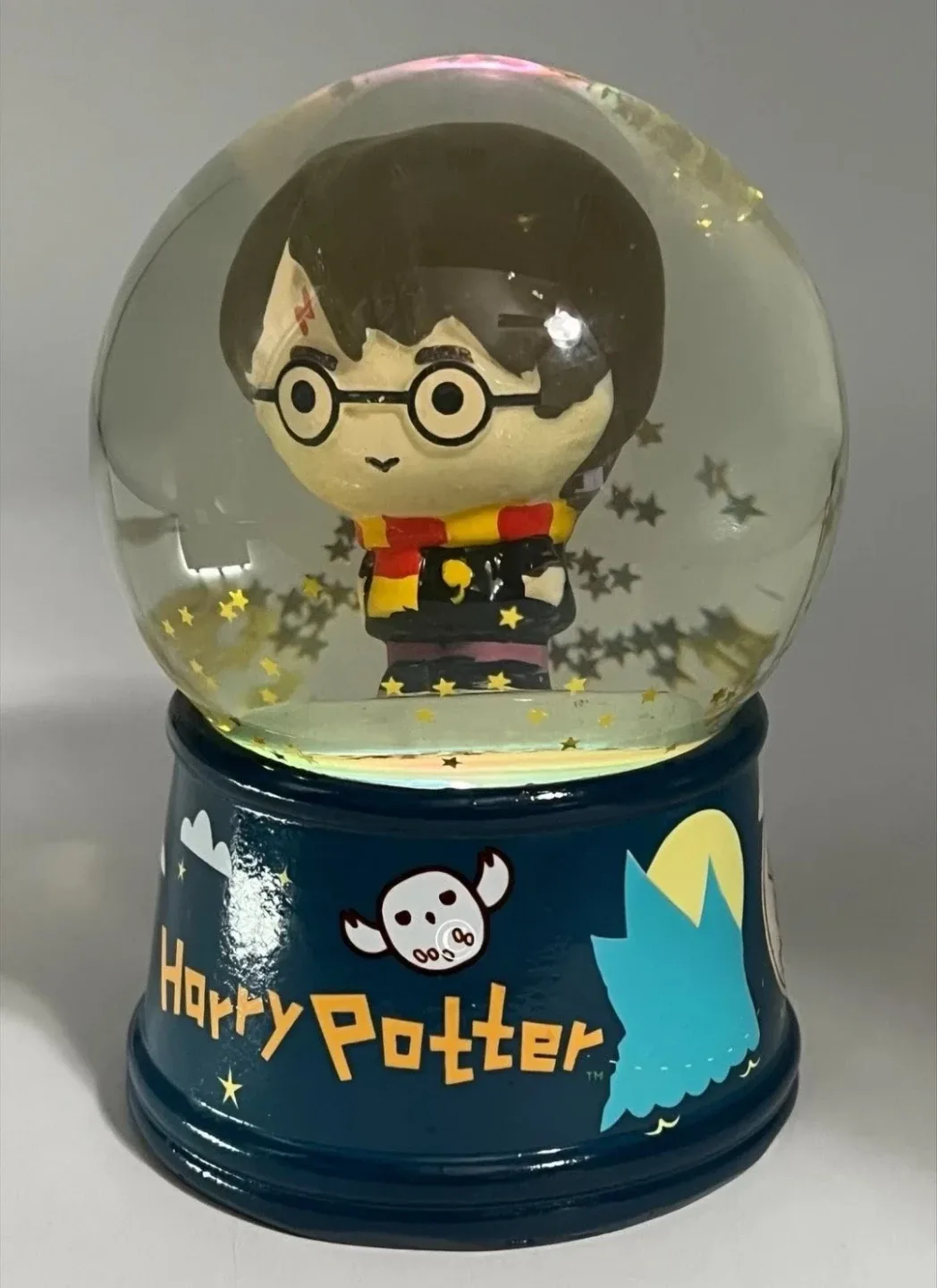 Harry Potter Wizarding World Snow Globd