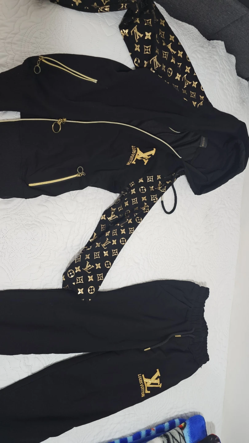 Louis Vuitton Black Tracksuit - photo 4