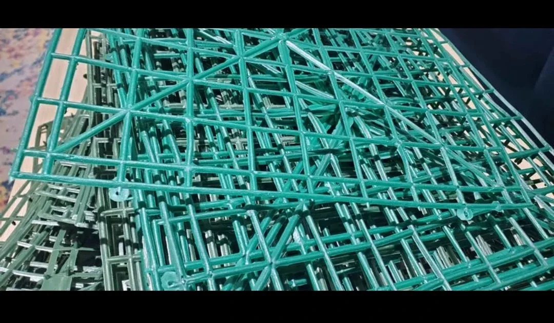 Flower grid for wall decor