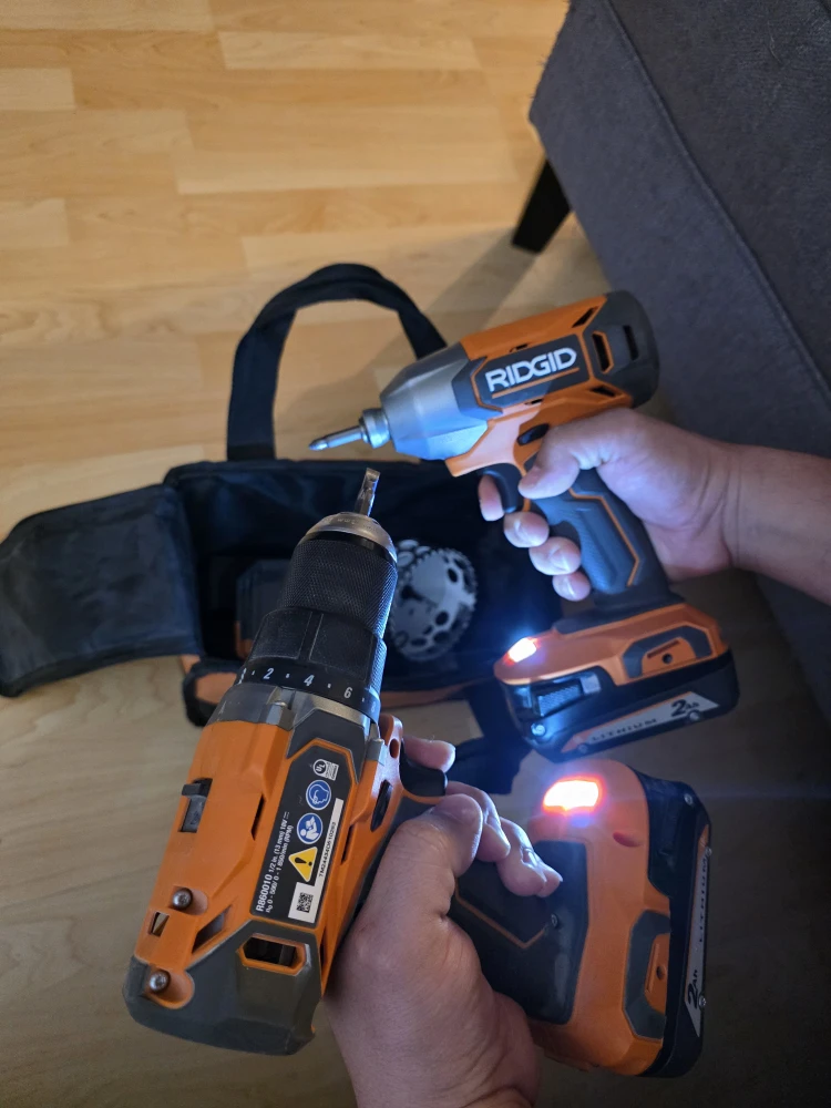 Ridgid Cordless Drill and Impact Driver Combo Kit - photo 2