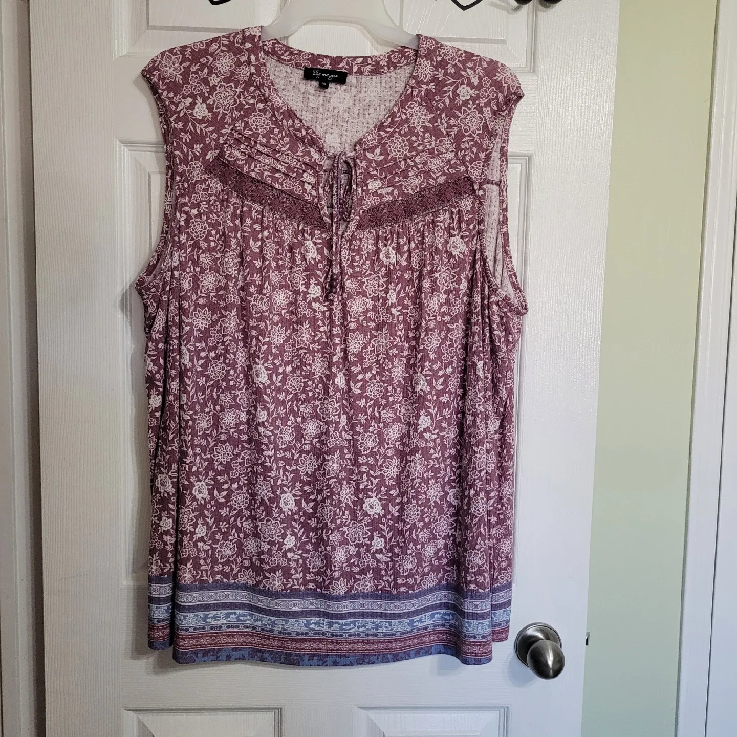 Ladies Size 3X Tank Top thumbnail